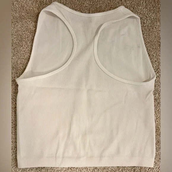White Ribbed Cropped Tank Top - Picture 3 of 3